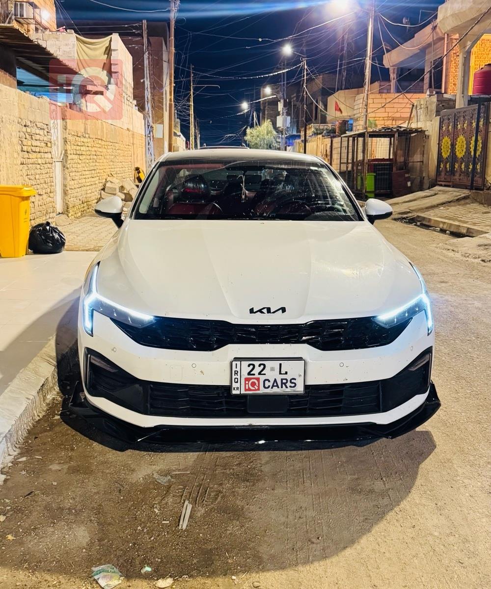 Kia K5